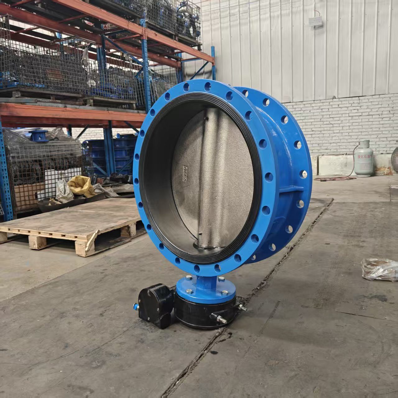 Flanged butterfly valve body detail showing casting and ports